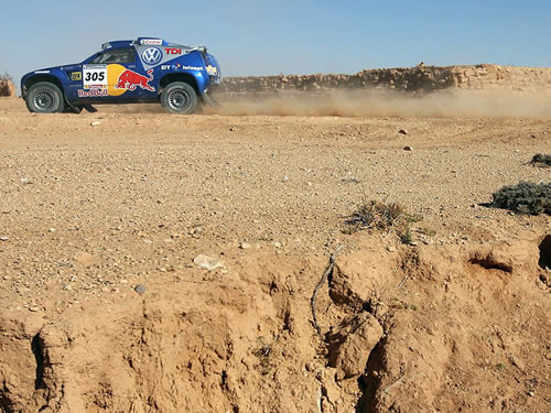 De Villiers neemt de leiding over van Carlos Sainz!